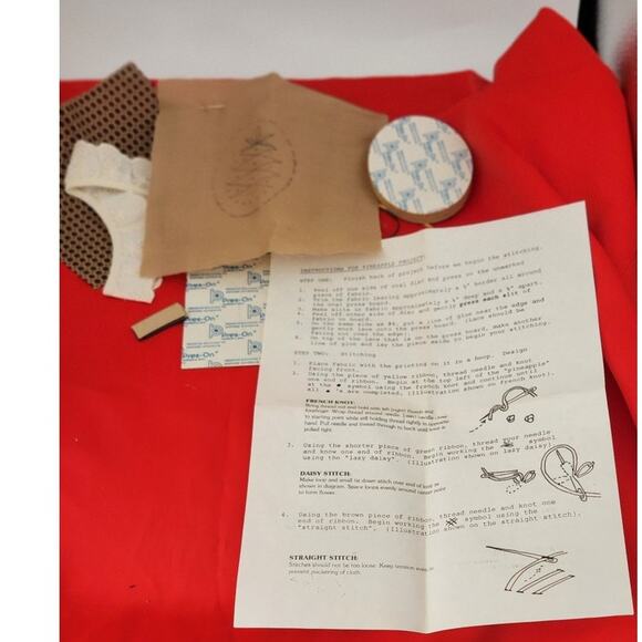Vintage Pres-on Pineapple‎ Ribbon Embroidery Kit - Picture 1 of 6